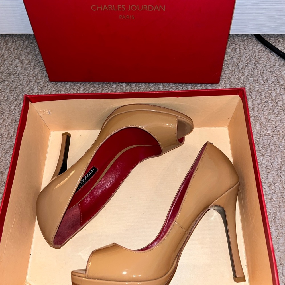 Charles Jourdan Women's Beige Peep Toe Heels